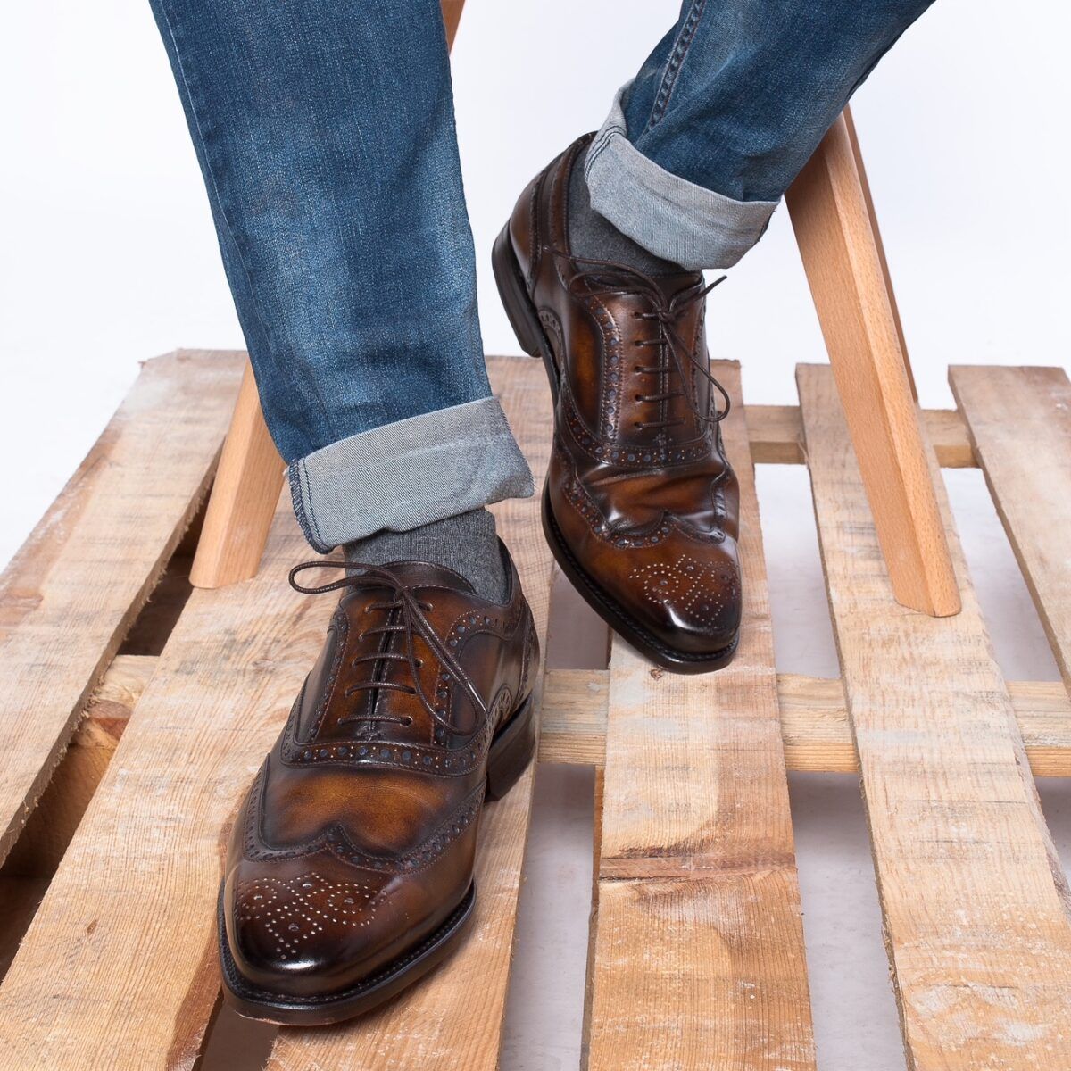Peter Hunt handcrafted Oxford brogue shoes in brown patina leather