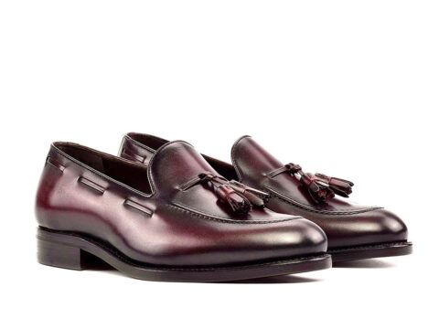 Brown burgundy tassel loafers in smooth leather for men